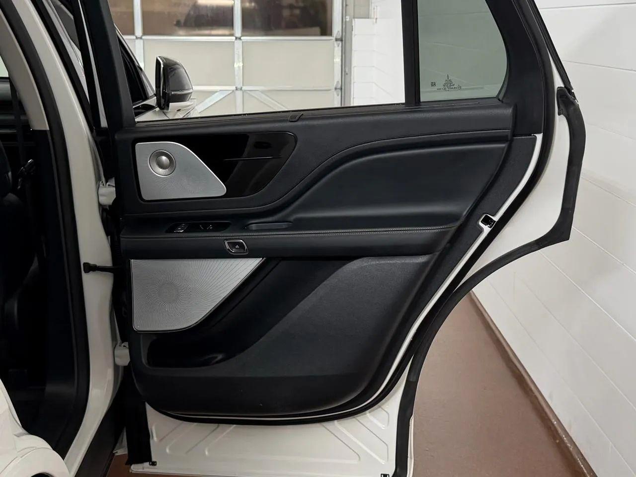 Lincoln Aviator  2025