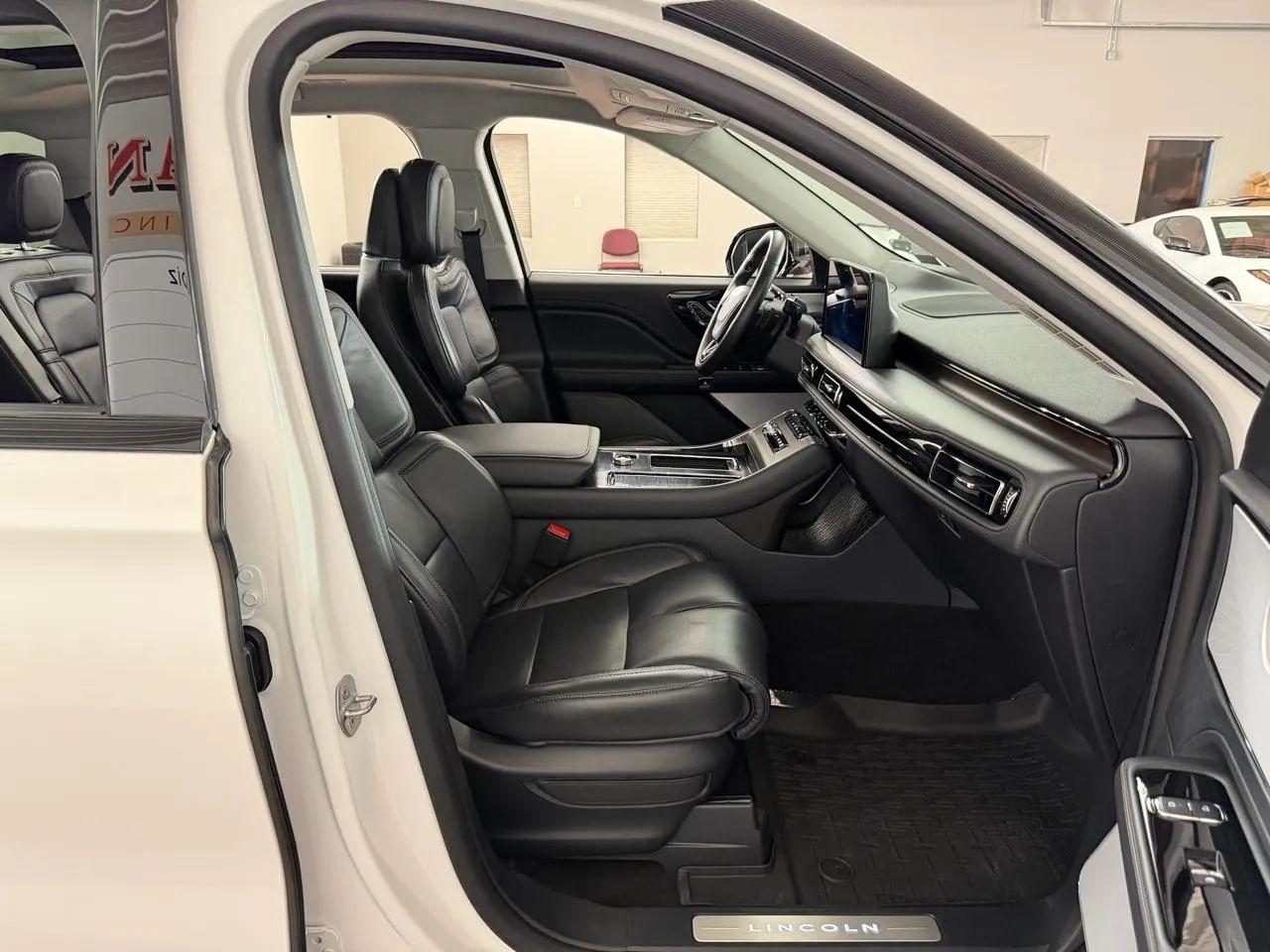 Lincoln Aviator  2025