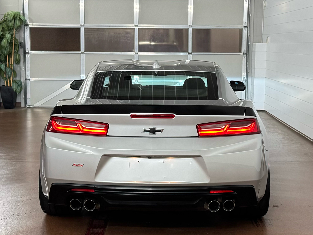 Chevrolet Camaro  2018 Chevrolet Camaro  2018