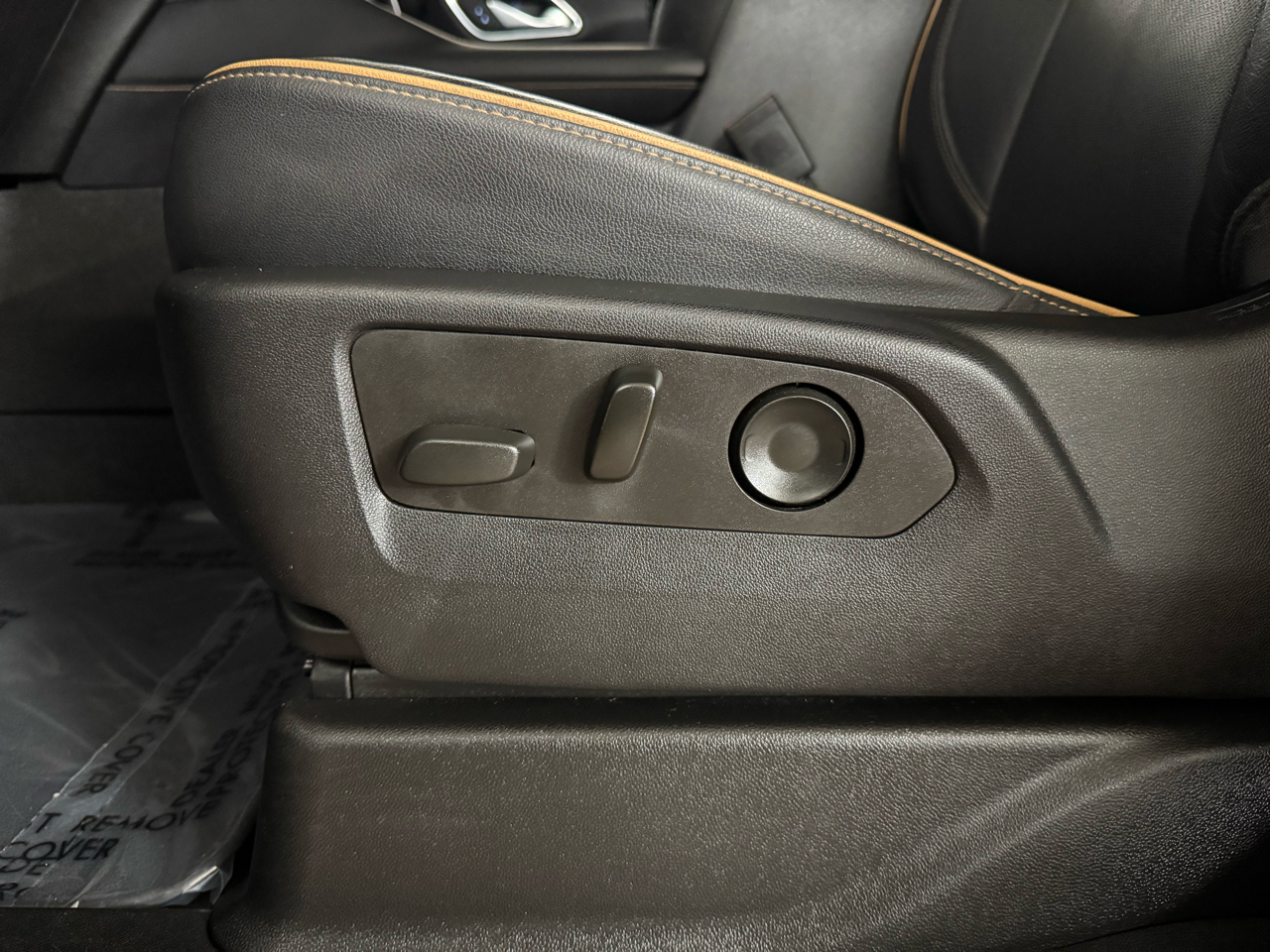 GMC Yukon AT4 4WD 2022 GMC Yukon AT4 4WD 2022