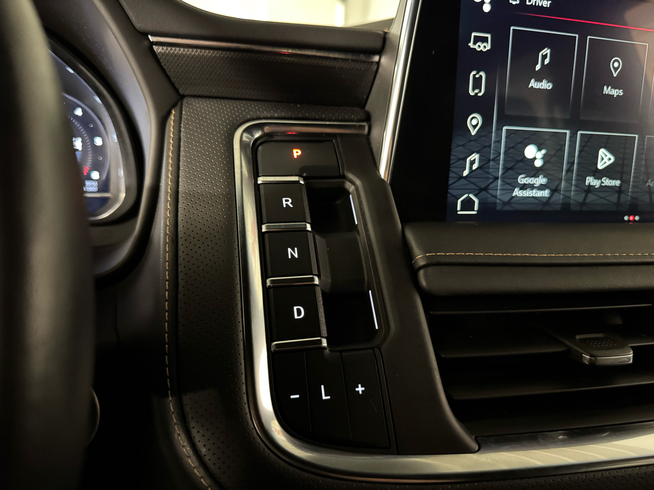 GMC Yukon AT4 4WD 2022 GMC Yukon AT4 4WD 2022