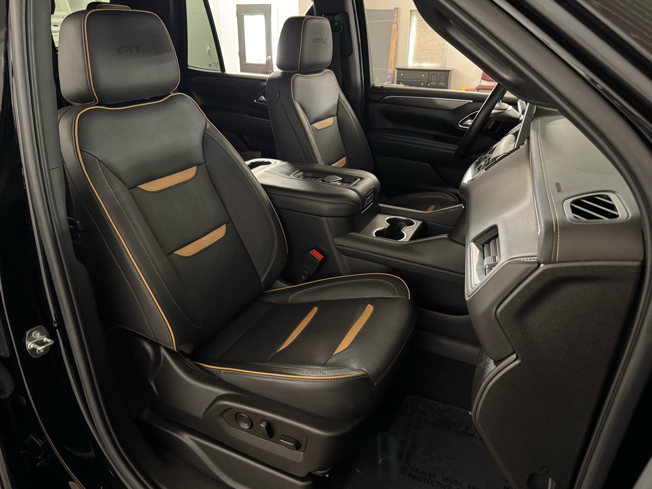 GMC Yukon AT4 4WD 2022 GMC Yukon AT4 4WD 2022