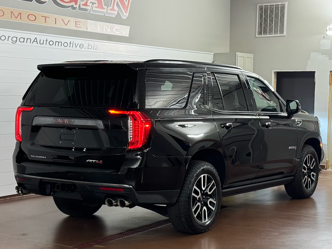 GMC Yukon AT4 4WD 2022