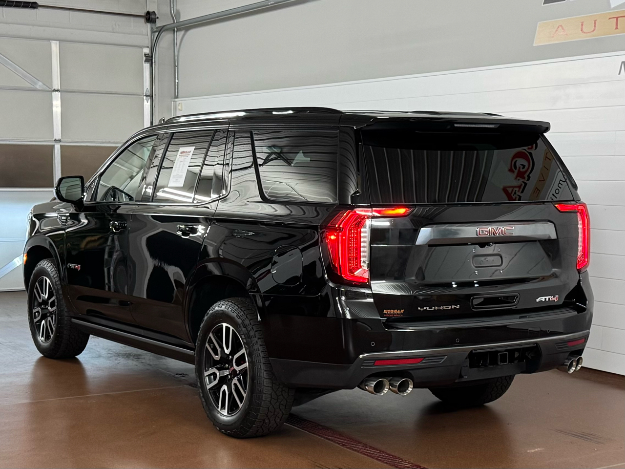 GMC Yukon AT4 4WD 2022