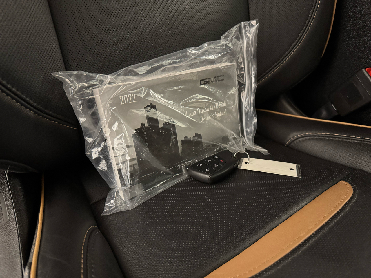 GMC Yukon AT4 4WD 2022