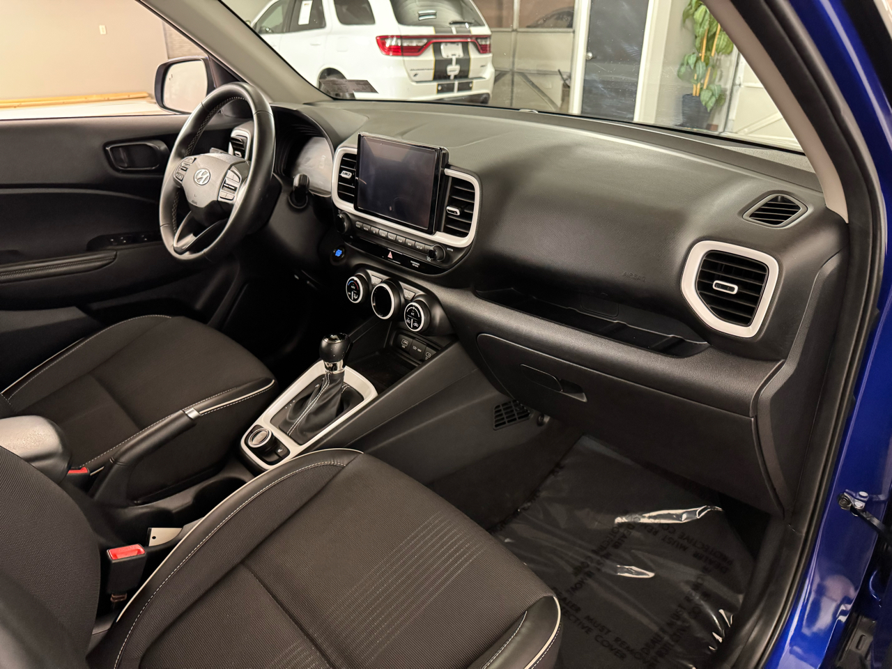 Hyundai Venue  2024 Hyundai Venue  2024