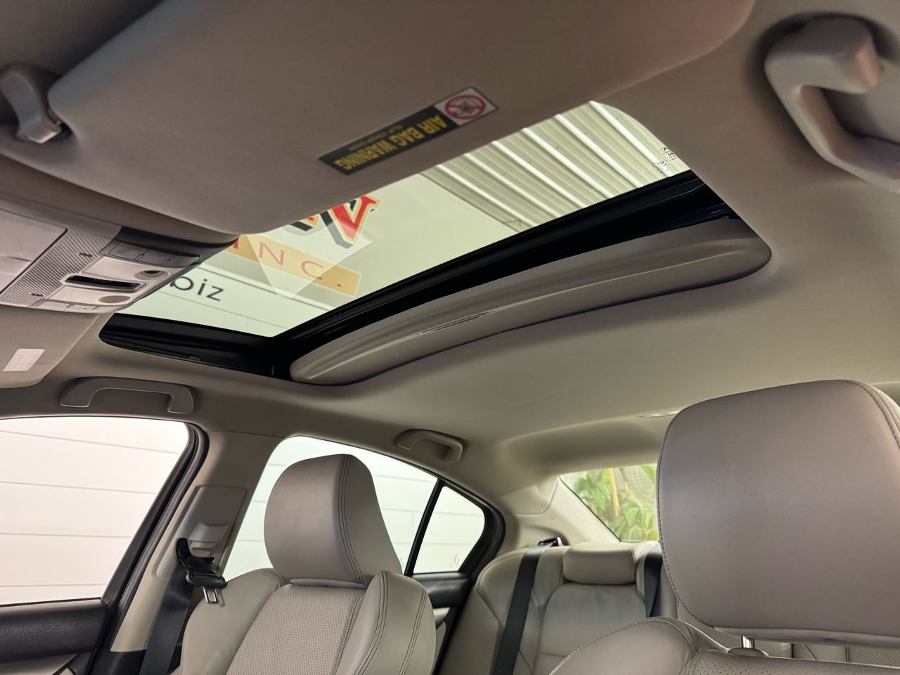 Acura TL 6-Speed AT SH-AWD with Tech Package 2012 Acura TL 6-Speed AT SH-AWD with Tech Package 2012