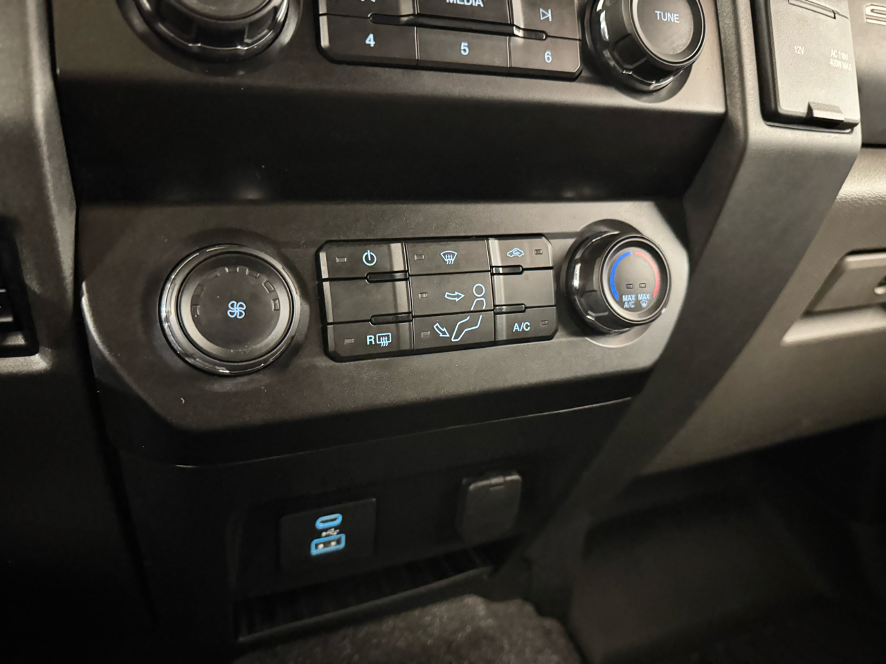 Ford F-250 SD  2021 Ford F-250 SD  2021