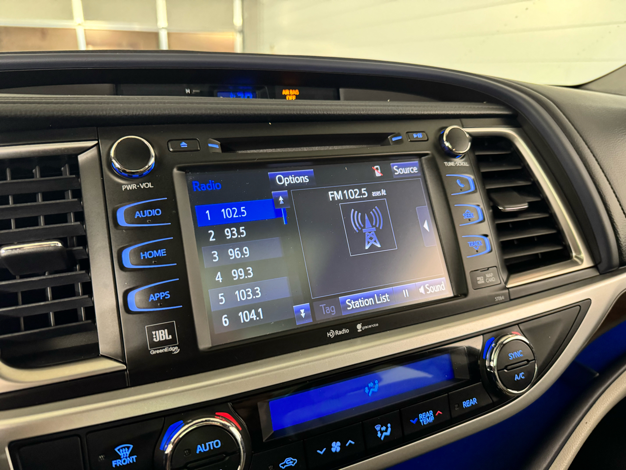 Toyota Highlander  2015 Toyota Highlander  2015