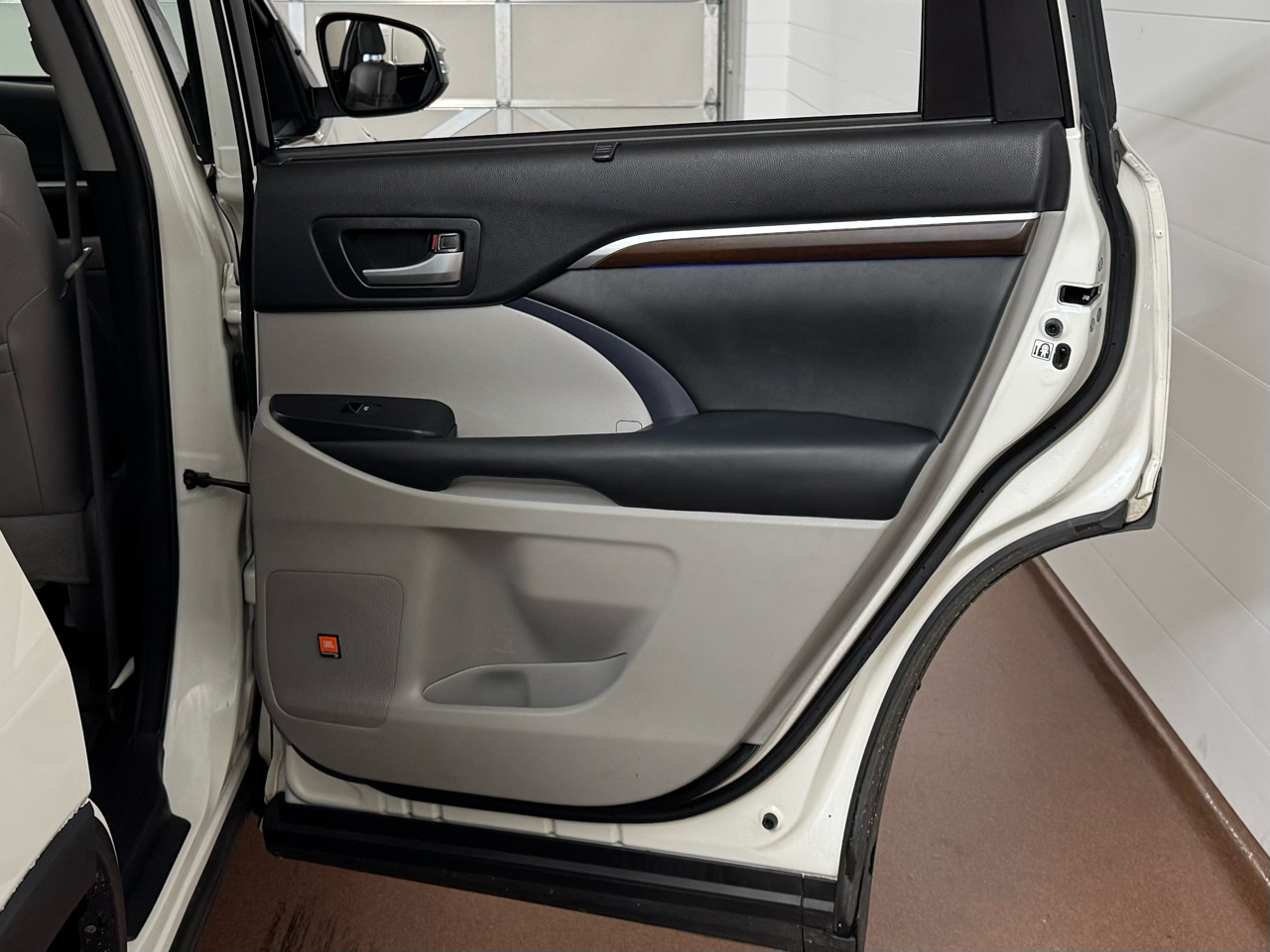 Toyota Highlander  2015 Toyota Highlander  2015