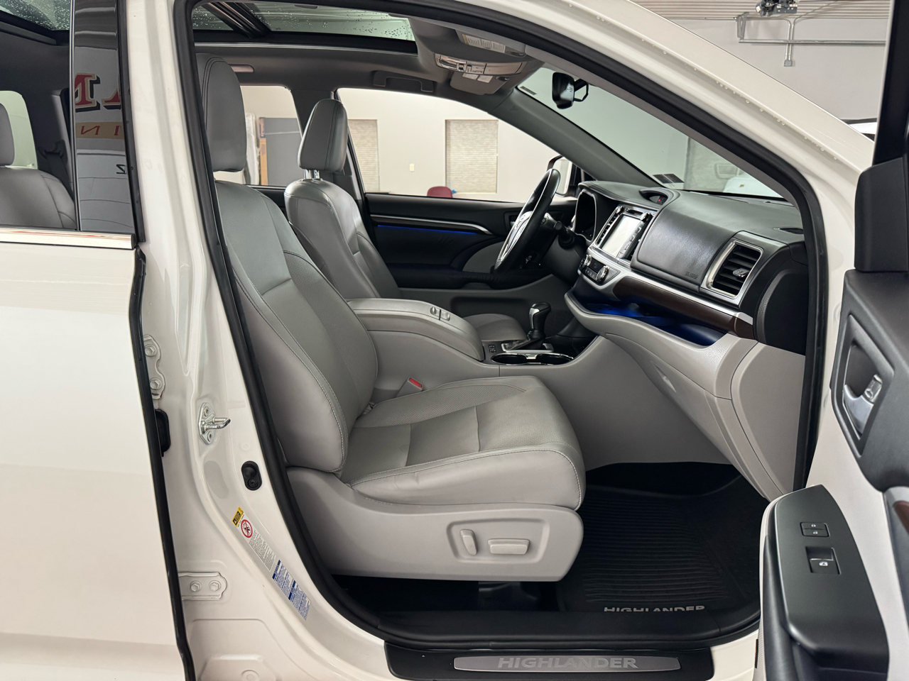 Toyota Highlander  2015 Toyota Highlander  2015