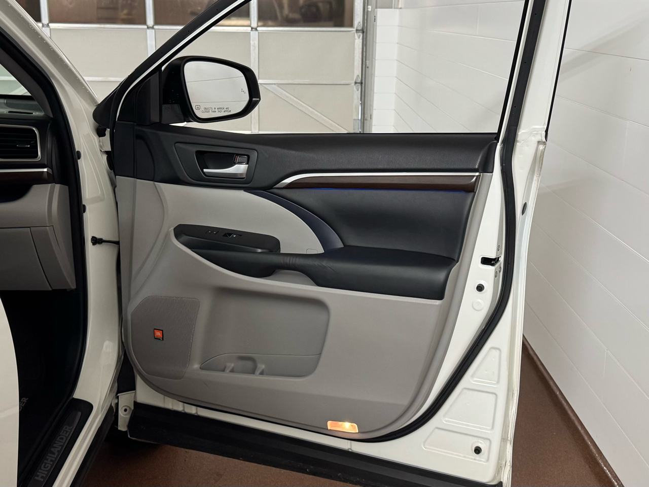 Toyota Highlander  2015 Toyota Highlander  2015