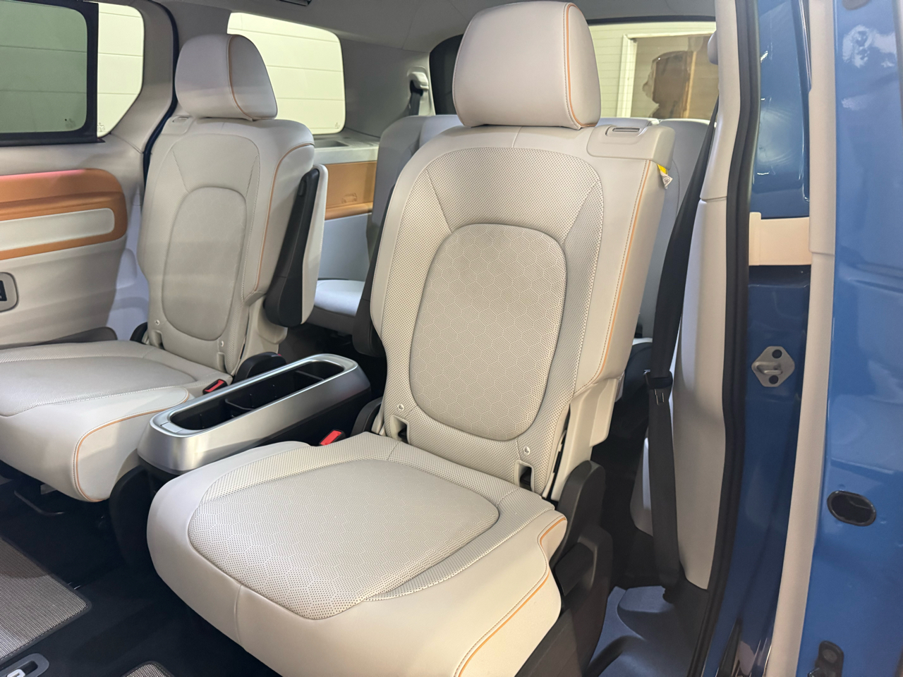 Volkswagen ID Buzz  2025 Volkswagen ID Buzz  2025