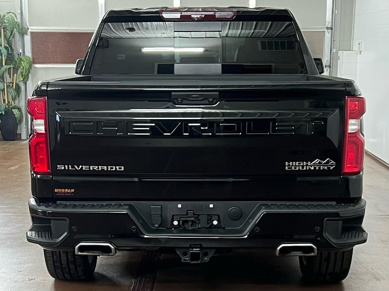 Chevrolet Silverado 1500 High Country Crew Cab 4WD 2022