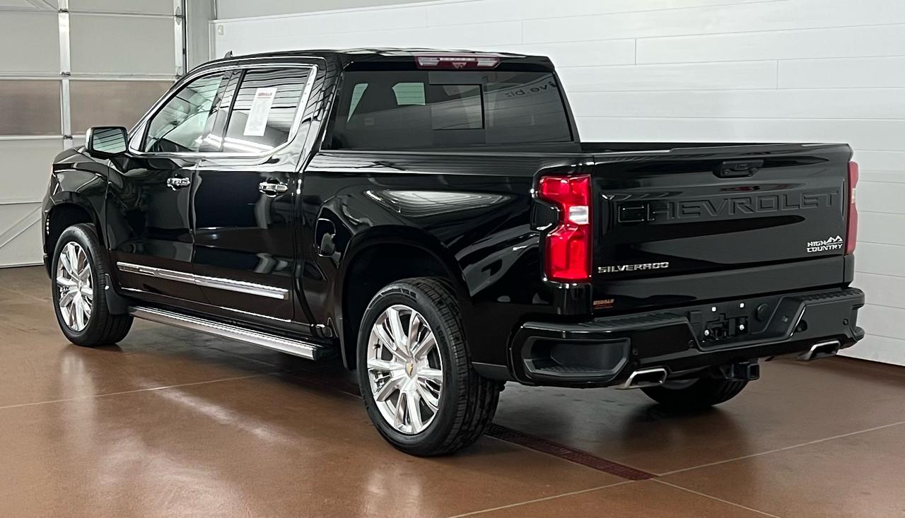 Chevrolet Silverado 1500 High Country Crew Cab 4WD 2022