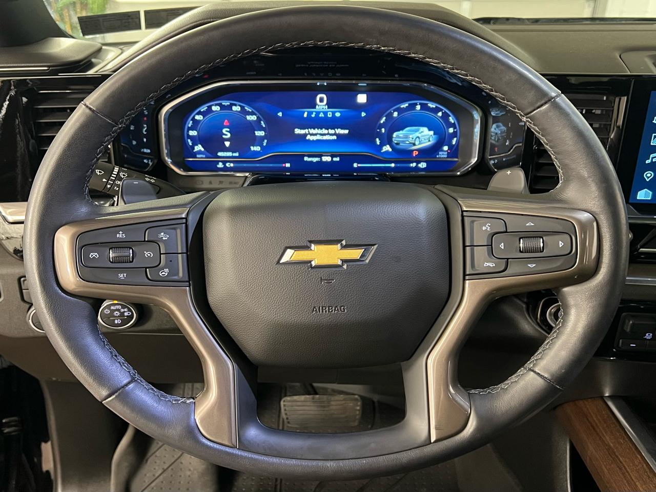 Chevrolet Silverado 1500 High Country Crew Cab 4WD 2022