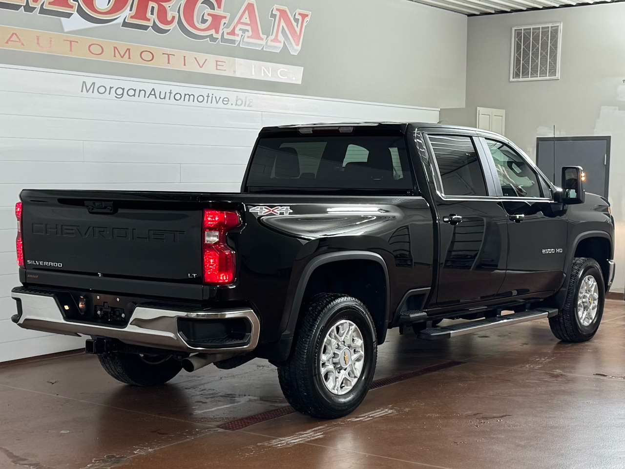 Chevrolet Silverado 2500HD LT Crew Cab 4WD 2024