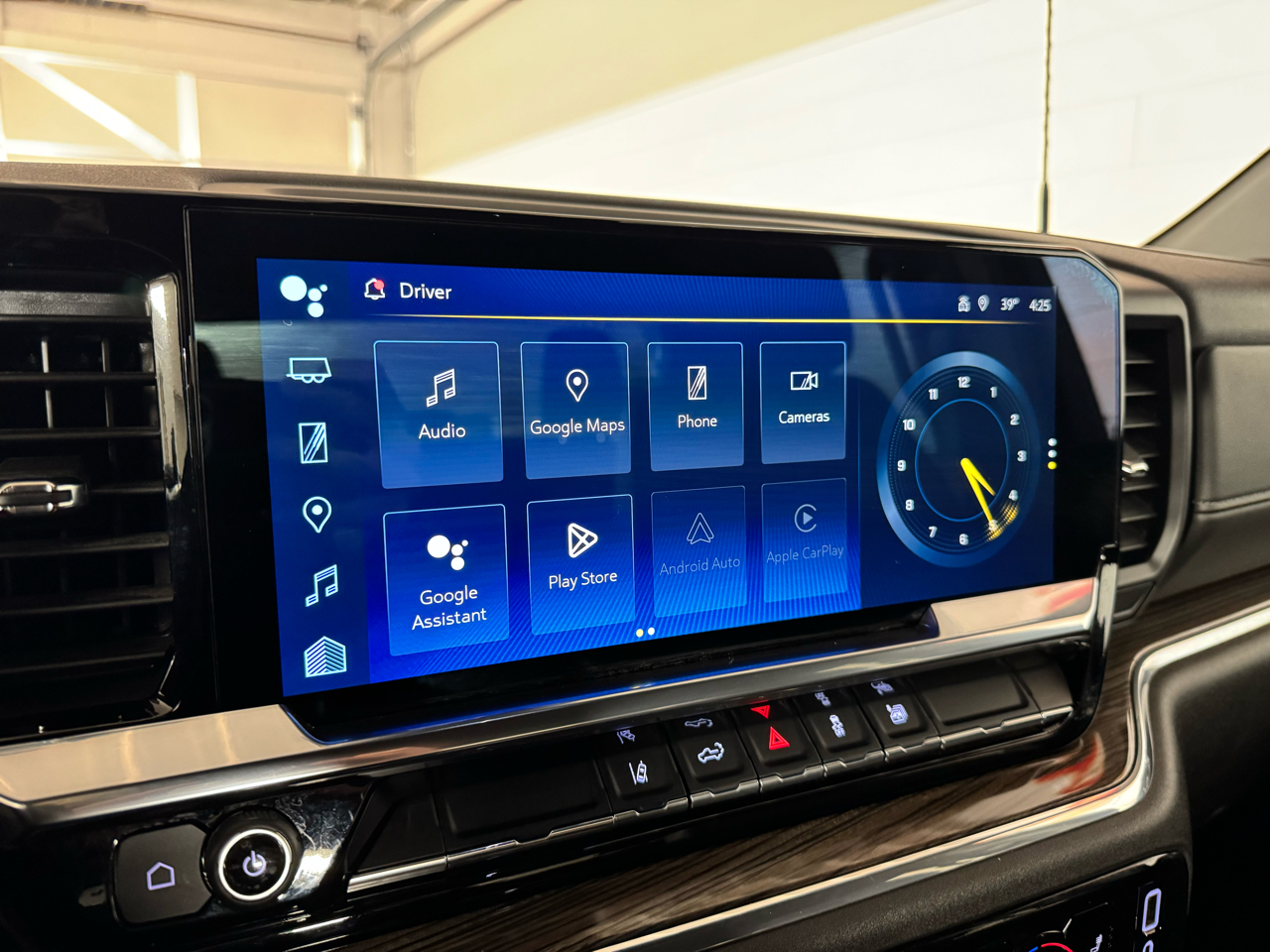 Chevrolet Silverado 2500HD LT Crew Cab 4WD 2024