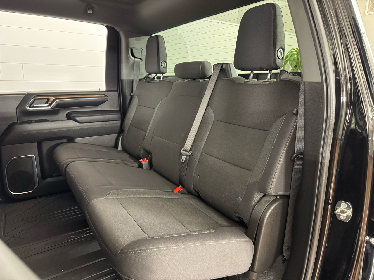 Chevrolet Silverado 2500HD LT Crew Cab 4WD 2024