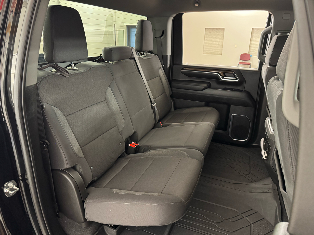 Chevrolet Silverado 2500HD LT Crew Cab 4WD 2024