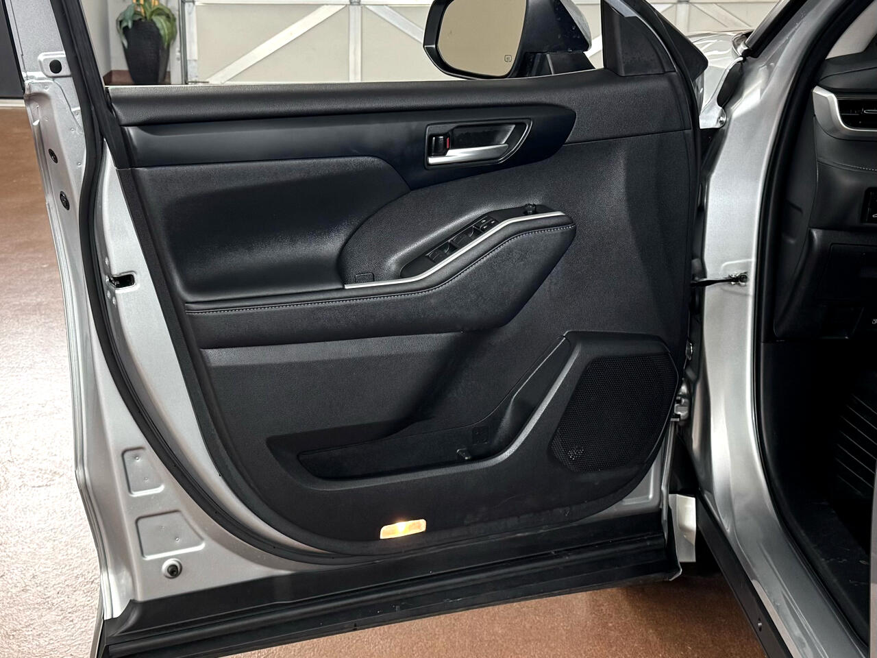 Toyota Highlander  2024