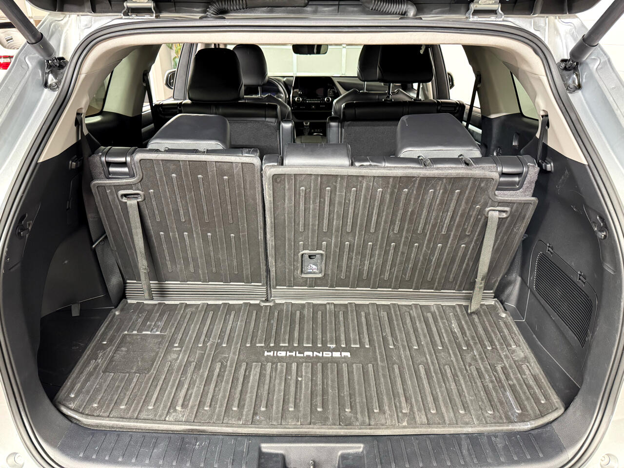 Toyota Highlander  2024