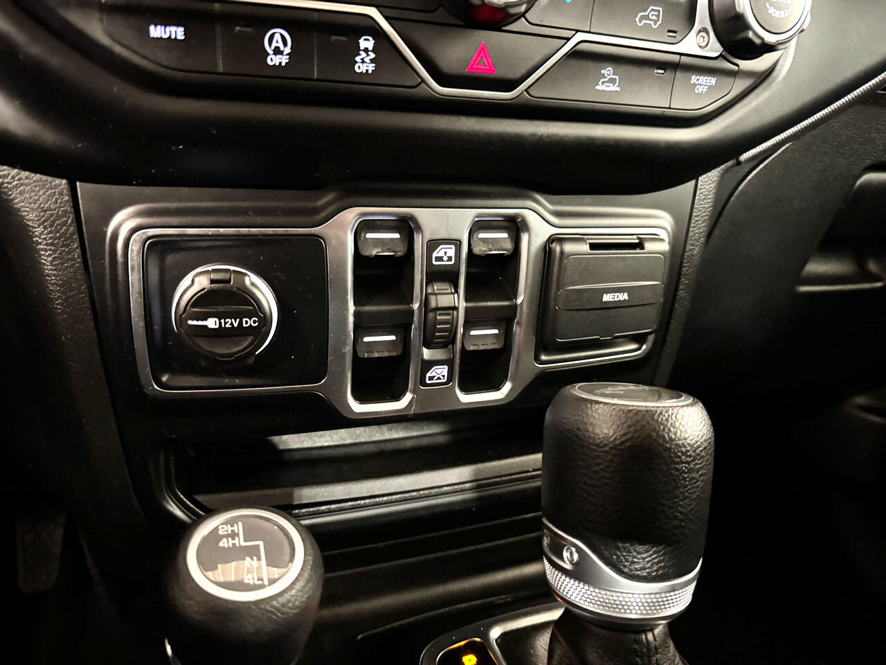 Jeep Gladiator Sport 4x4 2021