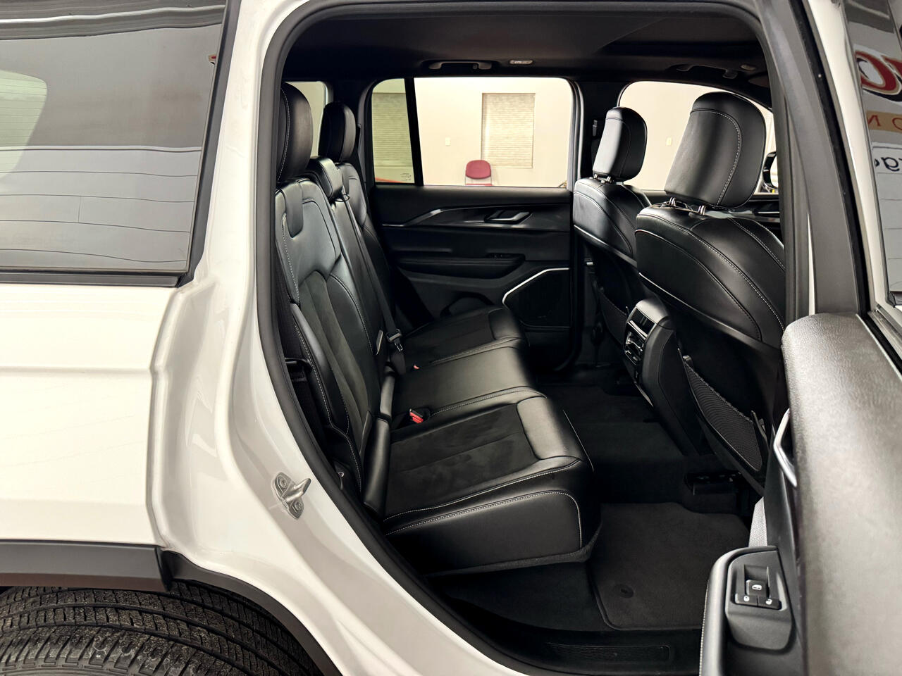 Jeep Grand Cherokee Altitude 4x4 2022