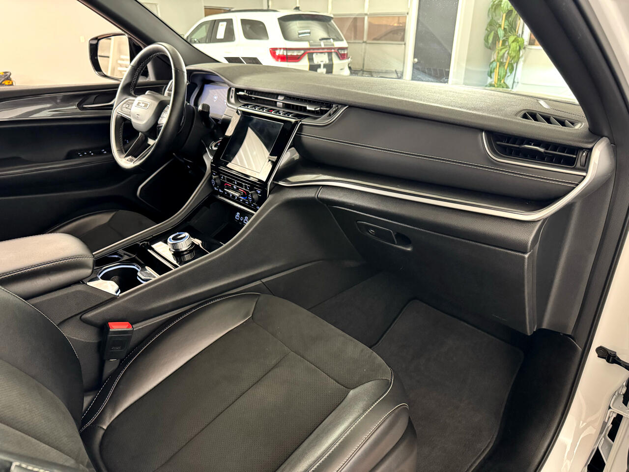 Jeep Grand Cherokee Altitude 4x4 2022