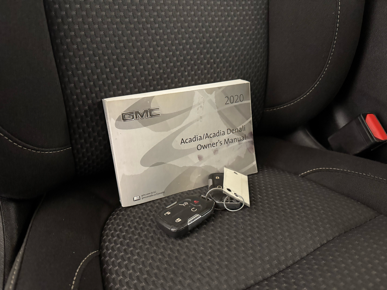GMC Acadia SLE AWD 2020