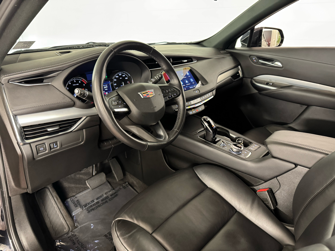 Cadillac XT4 Premium Luxury AWD 2022