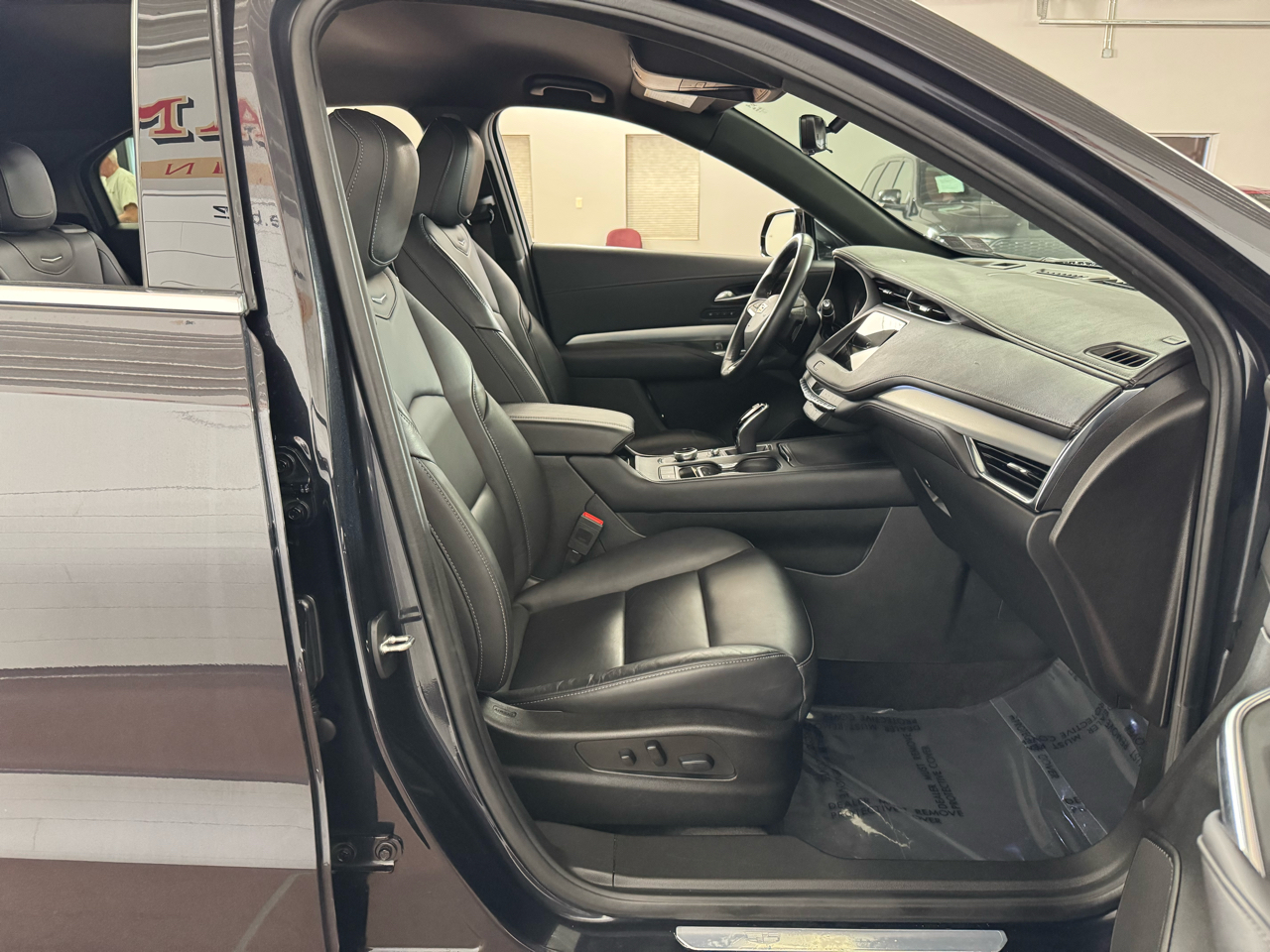 Cadillac XT4 Premium Luxury AWD 2022