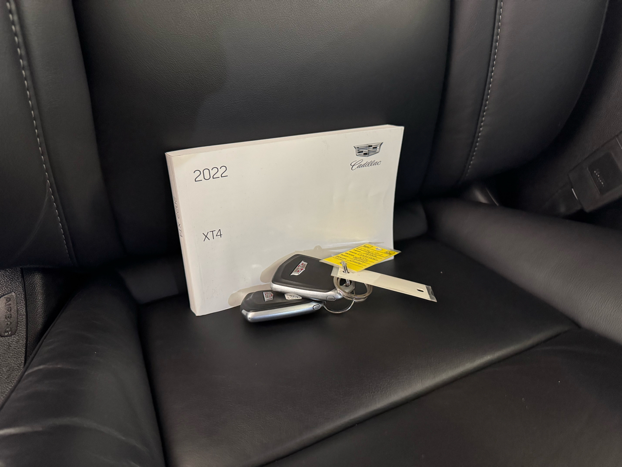 Cadillac XT4 Premium Luxury AWD 2022