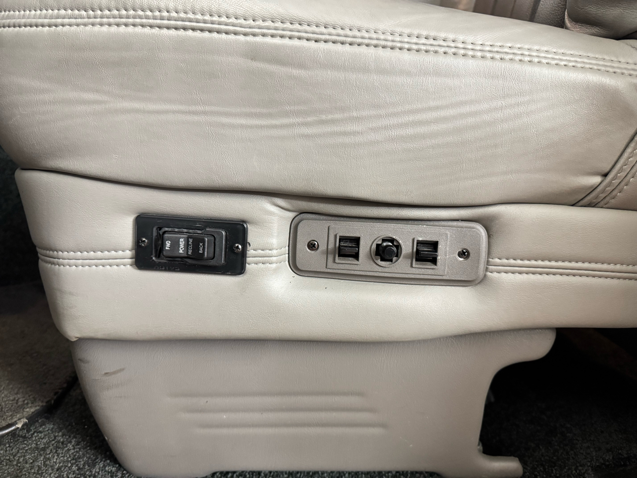 Chevrolet Express  2013