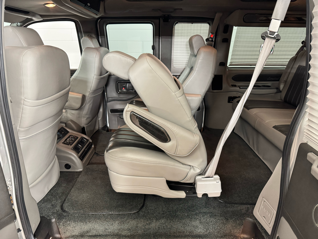 Chevrolet Express  2013