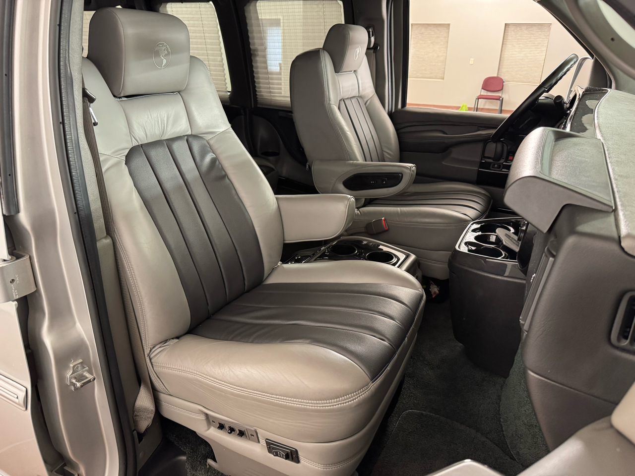 Chevrolet Express  2013