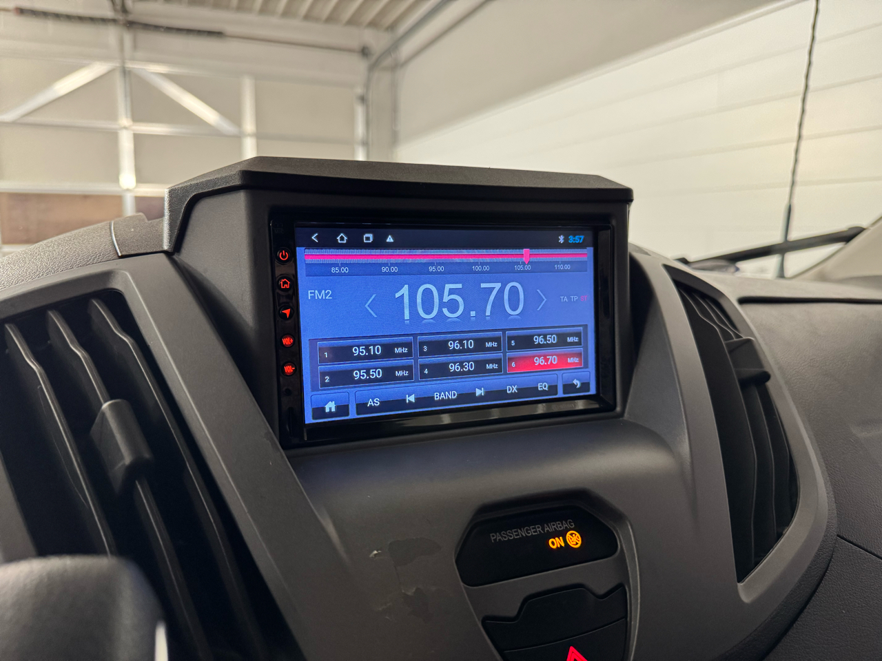 Ford Transit 150 Van Med. Roof w/Sliding Pass. 130-in. WB 2019