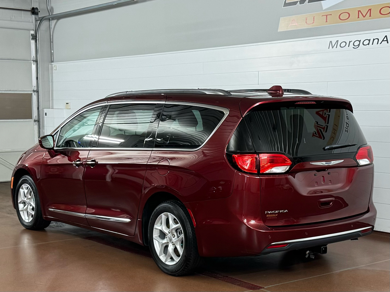 Chrysler Pacifica Touring-L Plus 2017