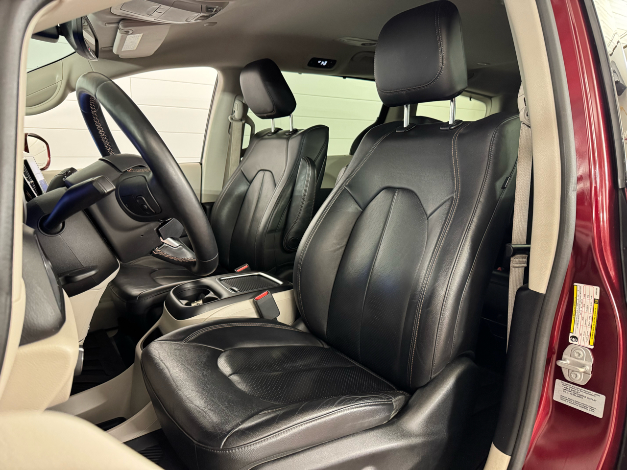 Chrysler Pacifica Touring-L Plus 2017