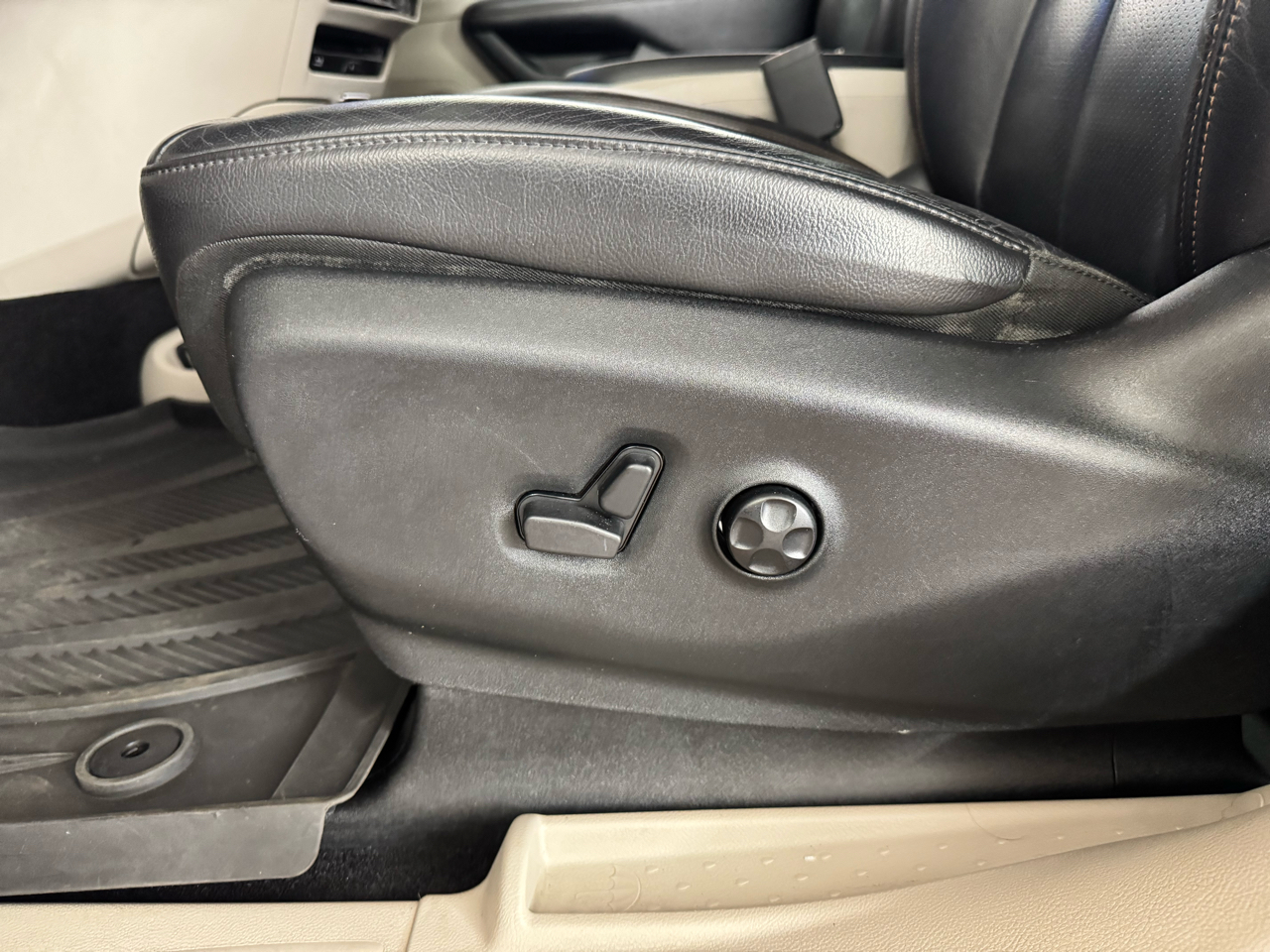 Chrysler Pacifica Touring-L Plus 2017