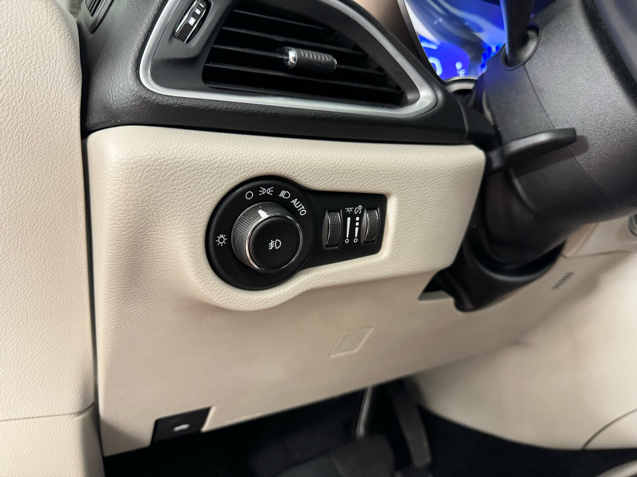 Chrysler Pacifica Touring-L Plus 2017