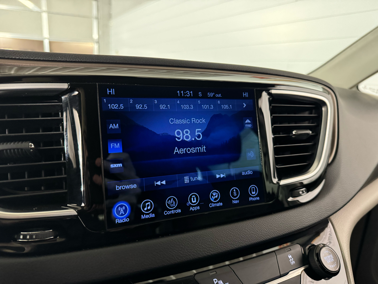 Chrysler Pacifica Touring-L Plus 2017