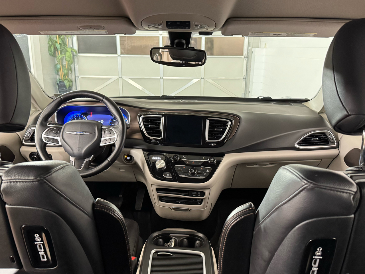 Chrysler Pacifica Touring-L Plus 2017