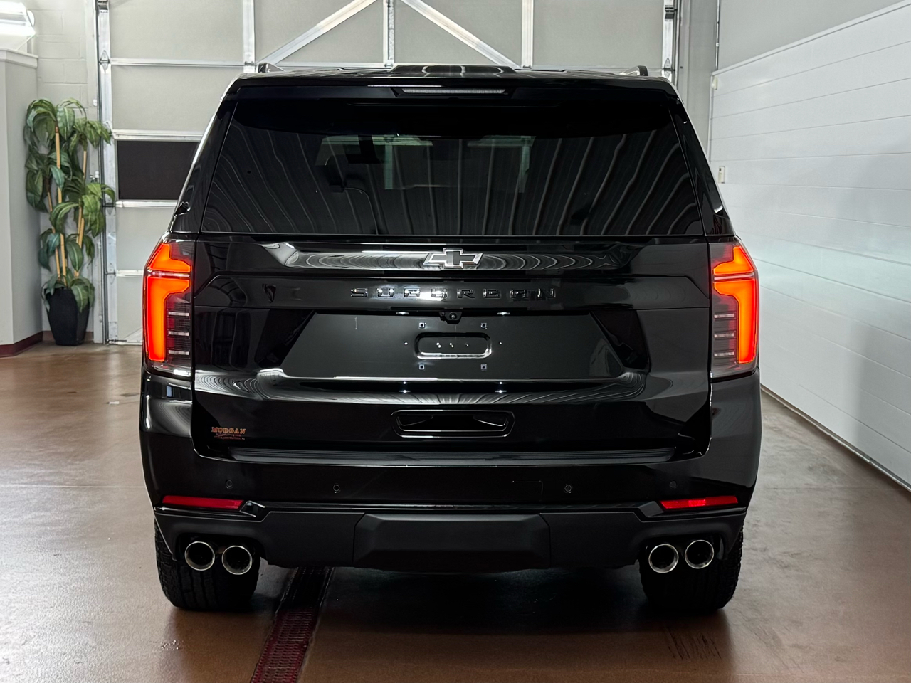 Chevrolet Suburban  2025