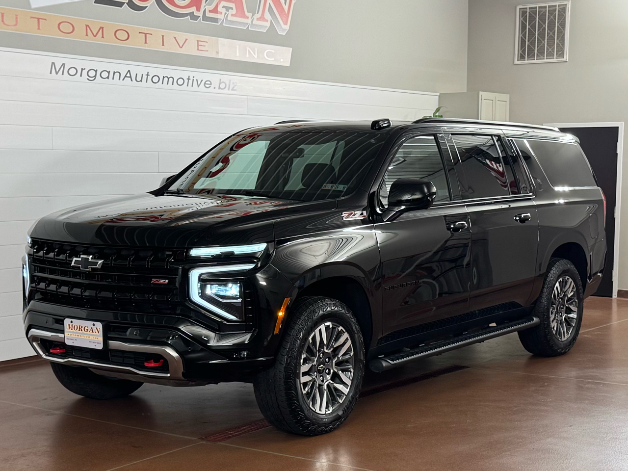 Chevrolet Suburban  2025