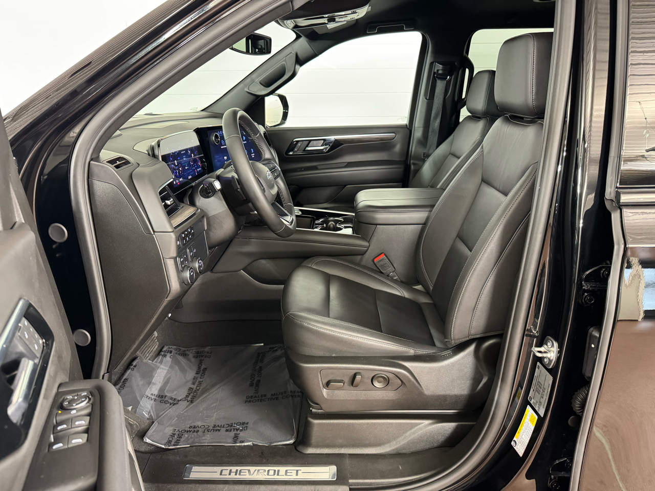 Chevrolet Suburban  2025