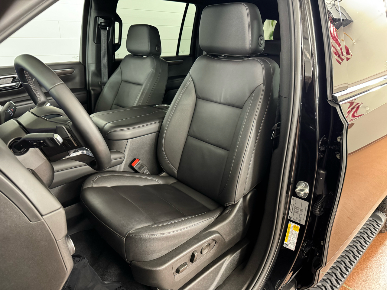 Chevrolet Suburban  2025