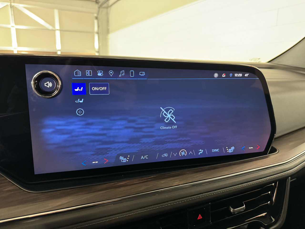 Chevrolet Suburban  2025