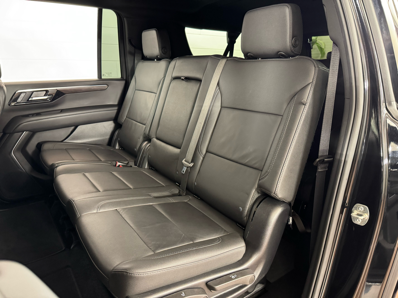 Chevrolet Suburban  2025