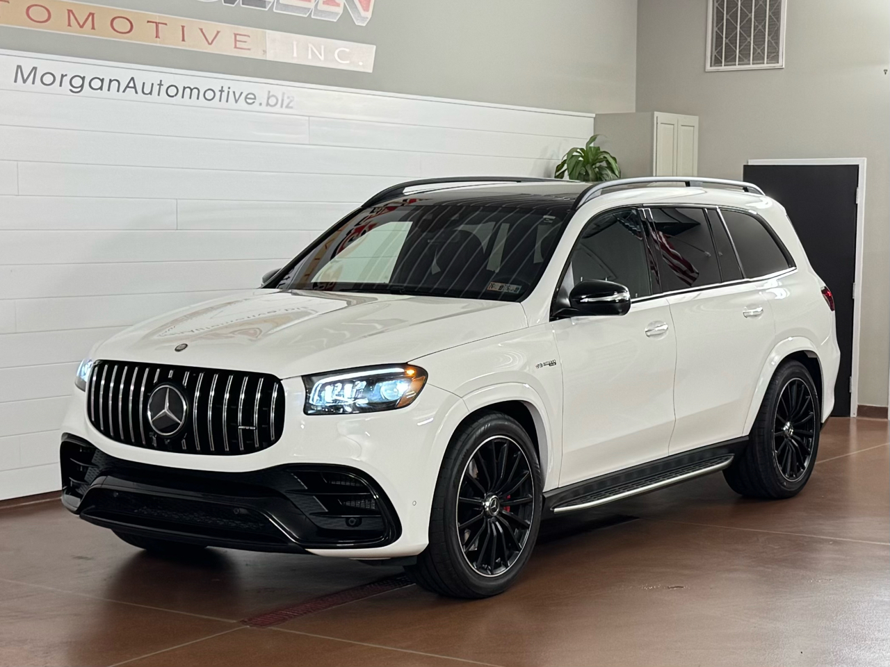 Mercedes-Benz GLS-Class  2024